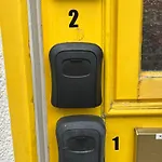 Best-preis Stadtoase 2x Gemuetliche Bis 8 Personen Wlan Vollausstattung Nur Einzelbetten Direkt Im Zentrum