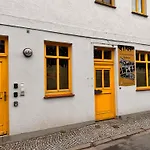 Lejlighed Best-preis Stadtoase 2x Gemuetliche Bis 8 Personen Wlan Vollausstattung Nur Einzelbetten Direkt Im Zentrum Salzwedel