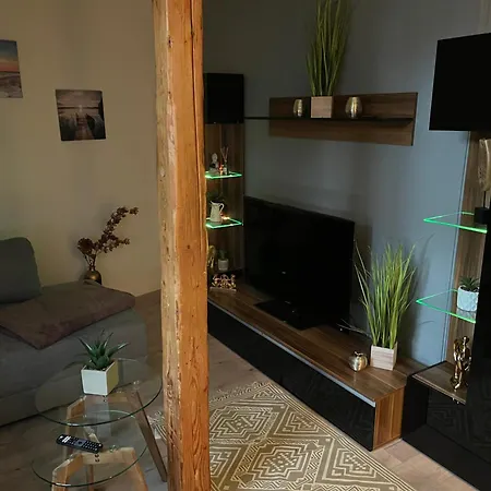 Apartment Best-preis Stadtoase 2x Gemuetliche Bis 8 Personen Wlan Vollausstattung Nur Einzelbetten Direkt Im Zentrum