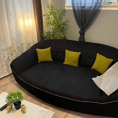 Best-preis Stadtoase 2x Gemuetliche Bis 8 Personen Wlan Vollausstattung Nur Einzelbetten Direkt Im Zentrum Apartment Salzwedel
