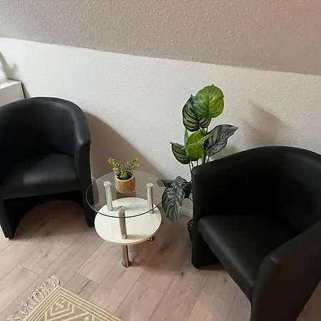 아파트 Best-preis Stadtoase 2x Gemuetliche Bis 8 Personen Wlan Vollausstattung Nur Einzelbetten Direkt Im Zentrum *