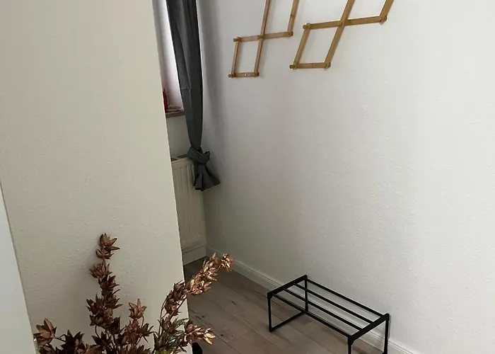 Best-preis Stadtoase 2x Gemuetliche Bis 8 Personen Wlan Vollausstattung Nur Einzelbetten Direkt Im Zentrum Lägenhet