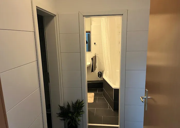 Best-preis Stadtoase 2x Gemuetliche Bis 8 Personen Wlan Vollausstattung Nur Einzelbetten Direkt Im Zentrum *