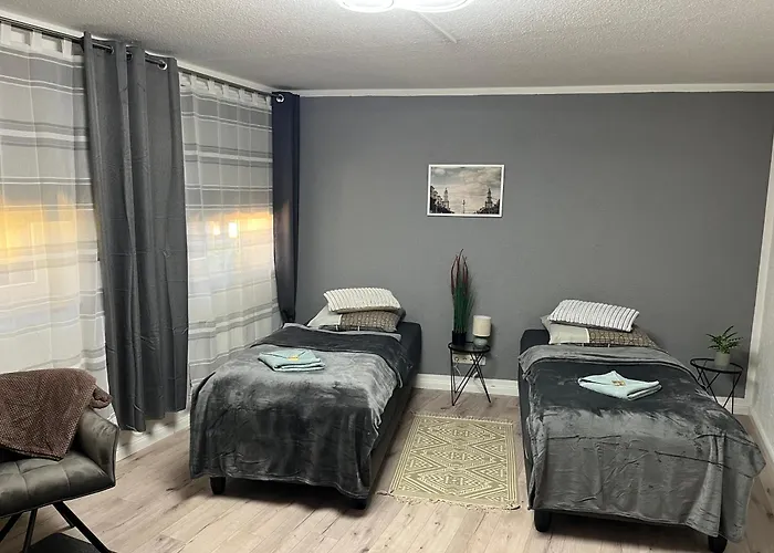 Best-preis Stadtoase 2x Gemuetliche Bis 8 Personen Wlan Vollausstattung Nur Einzelbetten Direkt Im Zentrum Apartmán *